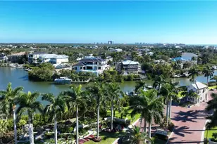 253 Barefoot Beach Blvd, Bonita Springs, FL 34134 - Photo 10