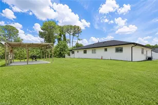 2800/2802 Hawalaska St, Lehigh Acres, FL 33973 - Photo 14