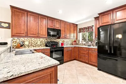 4590 16th St NE, Naples, FL 34120 - Photo 8