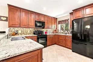 4590 16th St NE, Naples, FL 34120 - Photo 8
