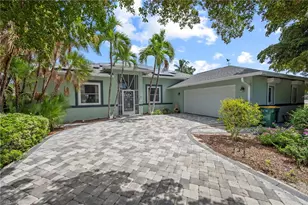 205 2nd St, Bonita Springs, FL 34134 - Photo 2