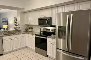 4950 Deerfield Way, Naples, FL 34110 - Photo 6