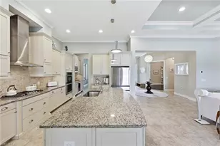 9446 Lagomar Ct, Naples, FL 34114 - Photo 10