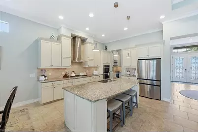 9446 Lagomar Ct, Naples, FL 34114 - Photo 8