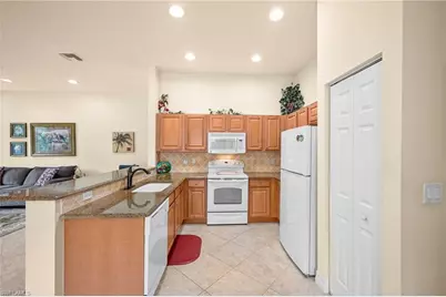 11104 Yellow Poplar Dr, Fort Myers, FL 33913 - Photo 8