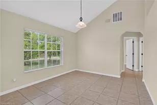 523 SE 25th Ln, Cape Coral, FL 33904 - Photo 4