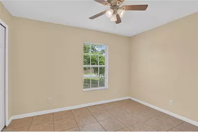 523 SE 25th Ln, Cape Coral, FL 33904 - Photo 22
