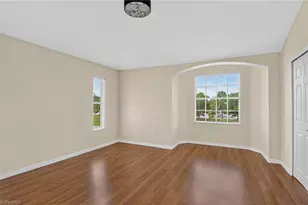 523 SE 25th Ln, Cape Coral, FL 33904 - Photo 18