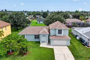 523 SE 25th Ln, Cape Coral, FL 33904 - Photo 1