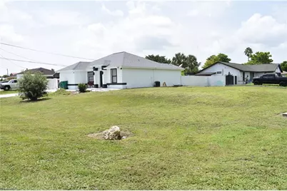 5225 23rd Ave SW, Naples, FL 34116 - Photo 36