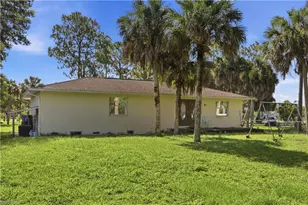 231 14th St NE, Naples, FL 34120 - Photo 26