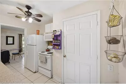 231 14th St NE, Naples, FL 34120 - Photo 12