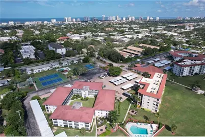 41 High Point Cir S #105, Naples, FL 34103 - Photo 20