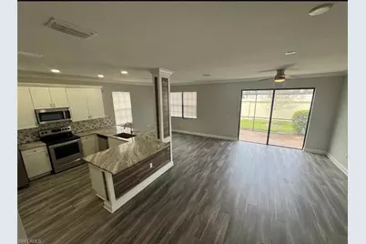 7614 Bristol Cir, Naples, FL 34120 - Photo 12