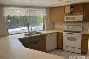 224 Pine Valley Cir, Naples, FL 34113 - Photo 10