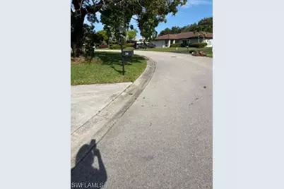 224 Pine Valley Cir, Naples, FL 34113 - Photo 24