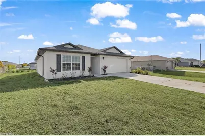 1819 NE 6th Ave, Cape Coral, FL 33909 - Photo 12