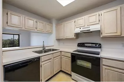 900 Arbor Lake Dr #9-307, Naples, FL 34110 - Photo 8