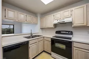 900 Arbor Lake Dr, Naples, FL 34110 - Photo 8