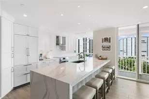 4255 Gulf Shore Blvd N, Naples, FL 34103 - Photo 2