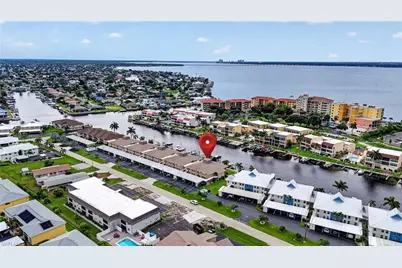 4025 SE 19th Pl #209, Cape Coral, FL 33904 - Photo 2