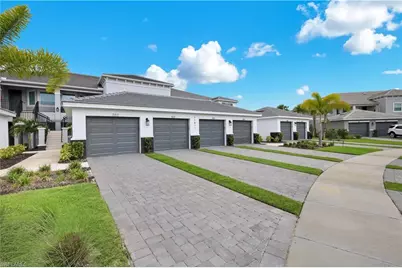 11811 Venetian Lagoon Dr #204, Fort Myers, FL 33913 - Photo 2