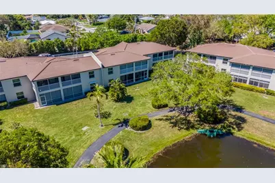 300 Diamond Cir #308, Naples, FL 34110 - Photo 24