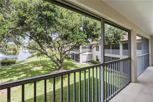 300 Diamond Cir, Naples, FL 34110 - Photo 22