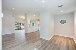 300 Diamond Cir, Naples, FL 34110 - Photo 4