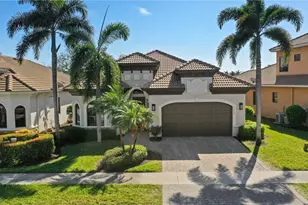 1419 Serrano Cir, Naples, FL 34105 - Photo 2