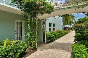 631 12th Ave S, Naples, FL 34102 - Photo 16