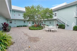 631 12th Ave S, Naples, FL 34102 - Photo 20