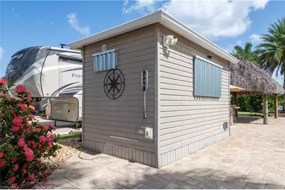 10331 Fire Flag Trl, Fort Myers, FL 33905 - Photo 4