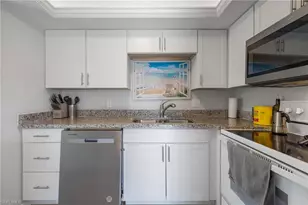 1400 Pompei Ln, Naples, FL 34103 - Photo 16