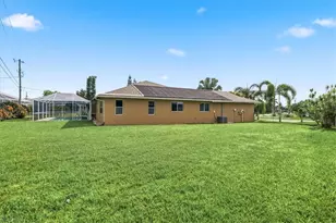 1702 SE 11th Ave, Cape Coral, FL 33990 - Photo 36