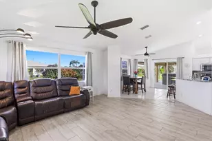 1702 SE 11th Ave, Cape Coral, FL 33990 - Photo 16