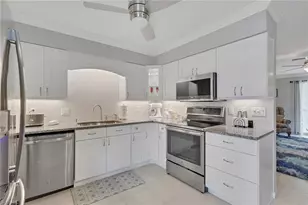 175 Crown Dr, Naples, FL 34110 - Photo 2
