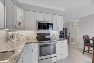 175 Crown Dr, Naples, FL 34110 - Photo 4
