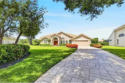 11690 Pinewood Lakes Dr, Fort Myers, FL 33913 - Photo 46