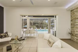 364 Logan Blvd S, Naples, FL 34119 - Photo 8