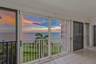 2905 Gulf Shore Blvd N, Naples, FL 34103 - Photo 2