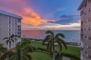 2905 Gulf Shore Blvd N, Naples, FL 34103 - Photo 4