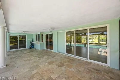 9757 Berkshire St, Naples, FL 34109 - Photo 10