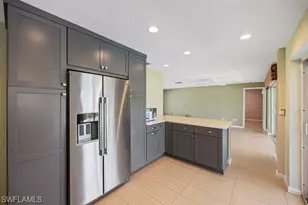 9757 Berkshire St, Naples, FL 34109 - Photo 26