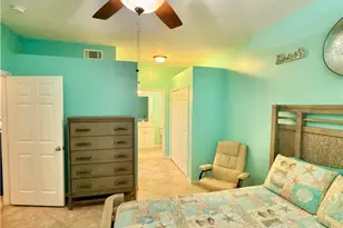 517 Robin Hood Cir, Naples, FL 34104 - Photo 24