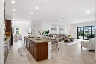 4433 Tamarind Way, Naples, FL 34119 - Photo 16