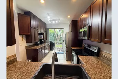 17517 Cherry Ridge Ln, Fort Myers, FL 33967 - Photo 6