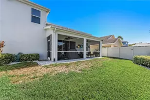 88 Burnt Pine Dr, Naples, FL 34119 - Photo 18