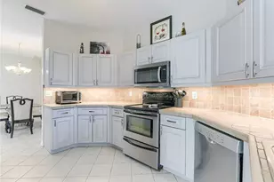 8529 Fairway Bend Dr, Fort Myers, FL 33967 - Photo 10