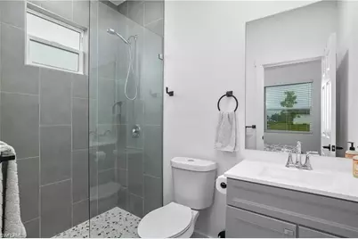 717/719 Gordon Ave S, Lehigh Acres, FL 33973 - Photo 12